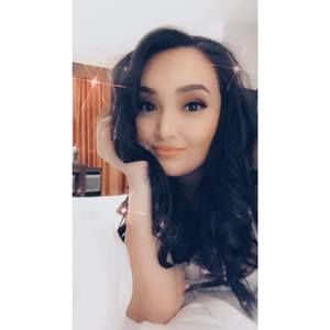 Meet your Posher, Christina